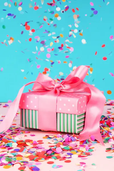 8 Gifts Every Homeschool Mom will LOVE