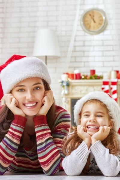 How to Have a Stress-Free Christmas Season: 13 Expert Tips