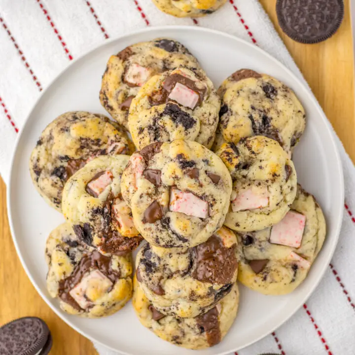 Peppermint Oreo Cookies